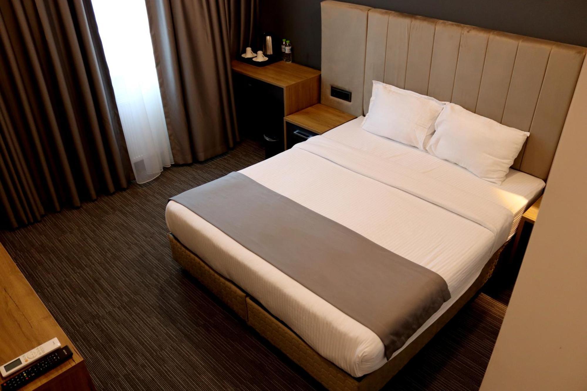 Home Plus Hotel İstanbul Dış mekan fotoğraf