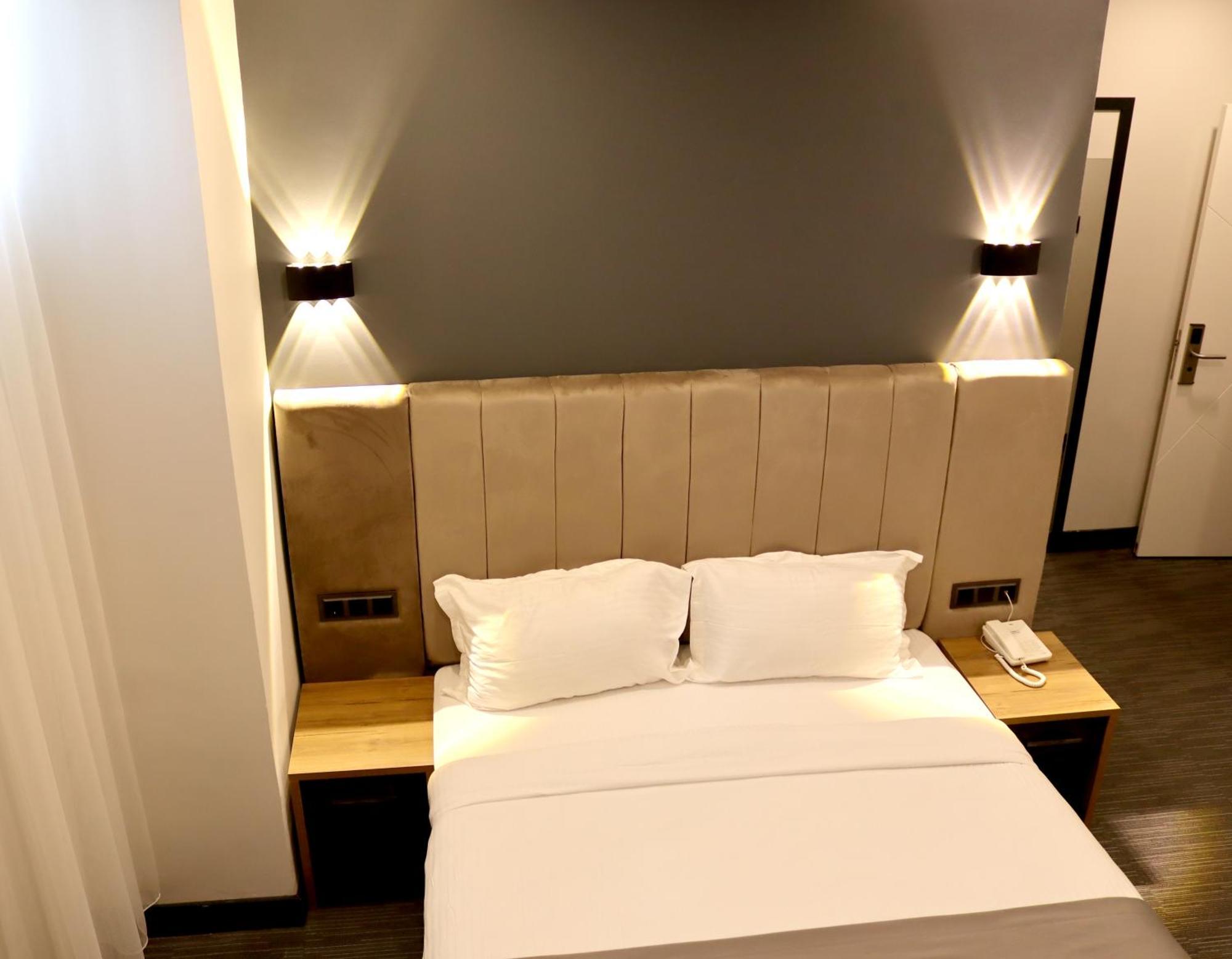 Home Plus Hotel İstanbul Dış mekan fotoğraf