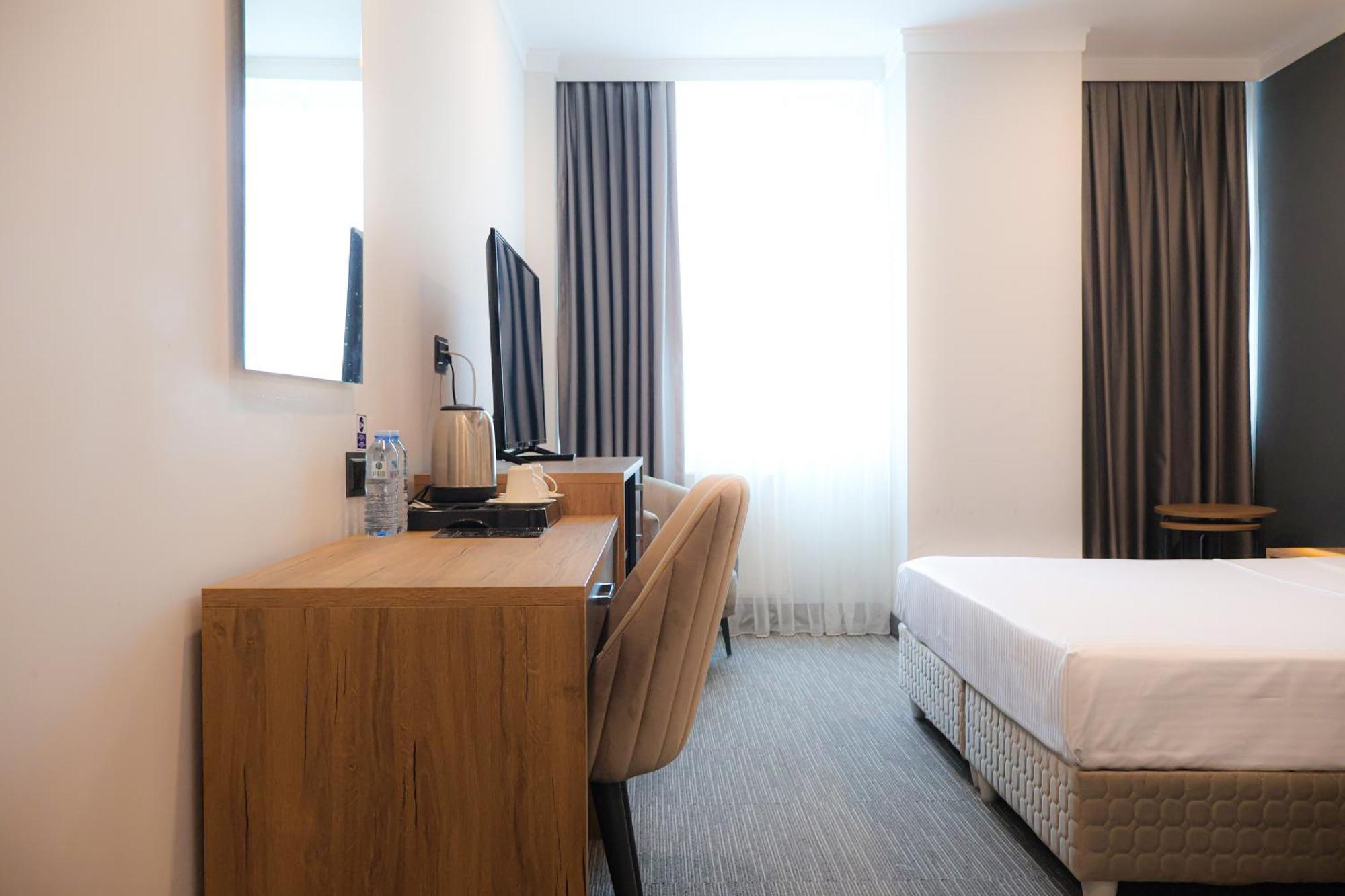 Home Plus Hotel İstanbul Dış mekan fotoğraf